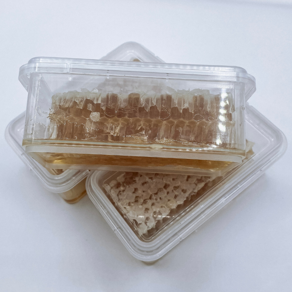 HONEYRIDGE FARM Honeycomb in container