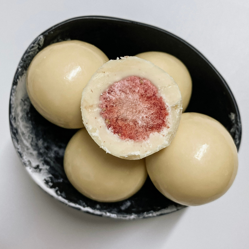 White Chocolate Freeze Dried Strawberries